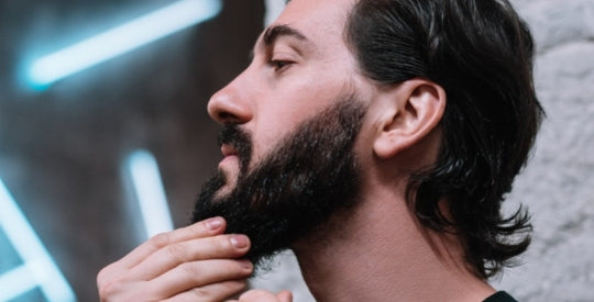 Le guide complet pour teindre sa barbe !